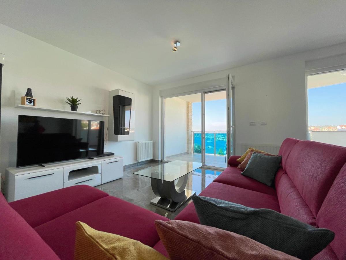 Seascape Deluxe Residence Pjescana Uvala Luaran gambar