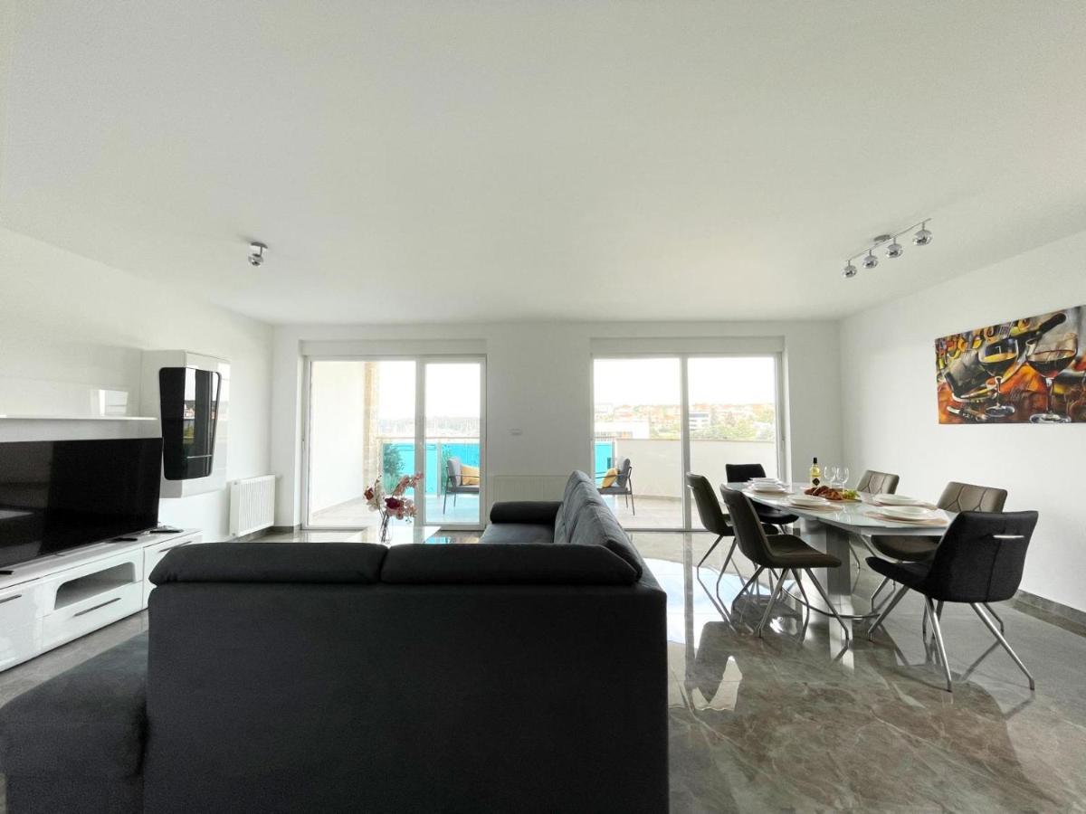 Seascape Deluxe Residence Pjescana Uvala Luaran gambar