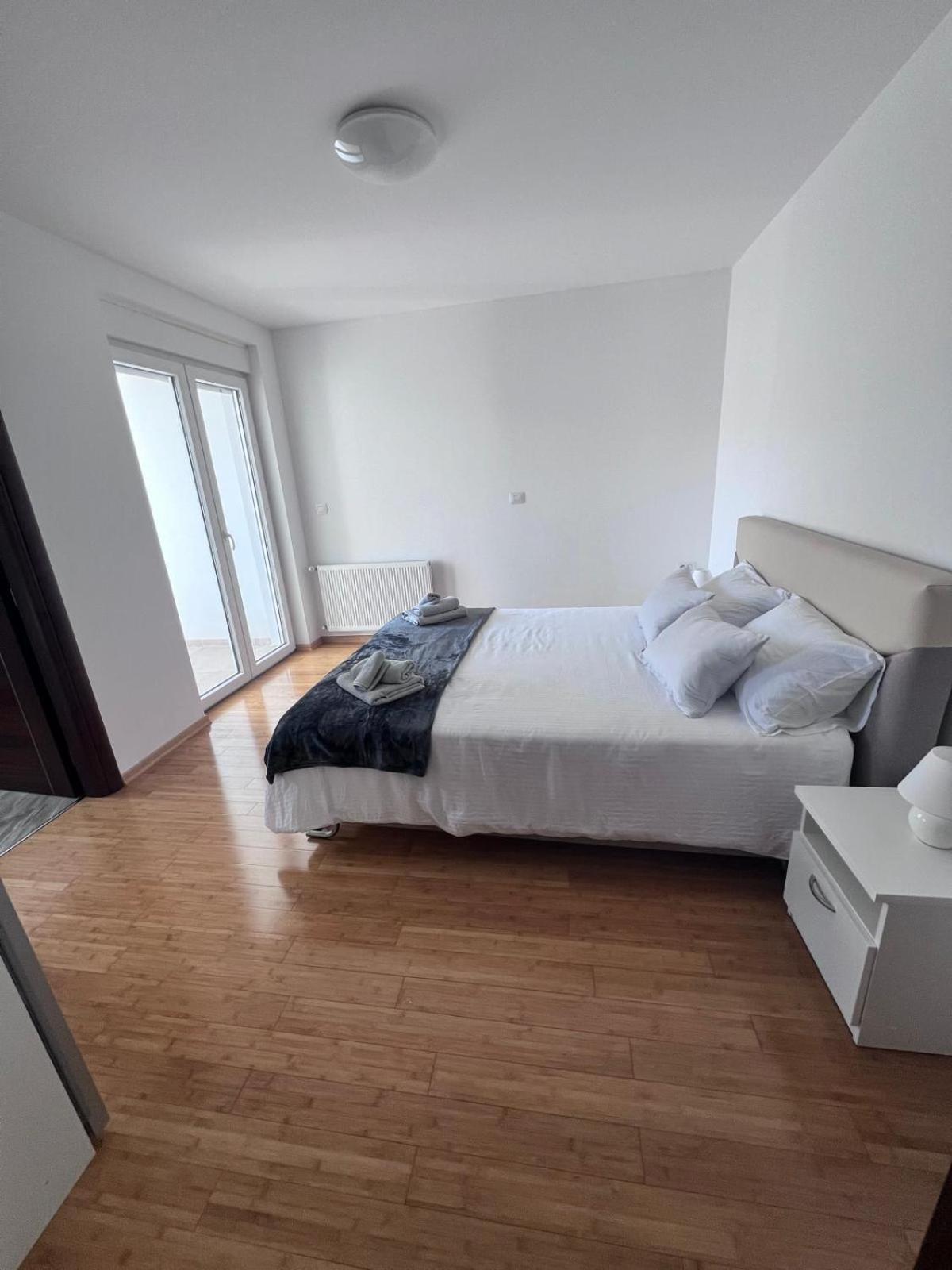 Seascape Deluxe Residence Pjescana Uvala Luaran gambar