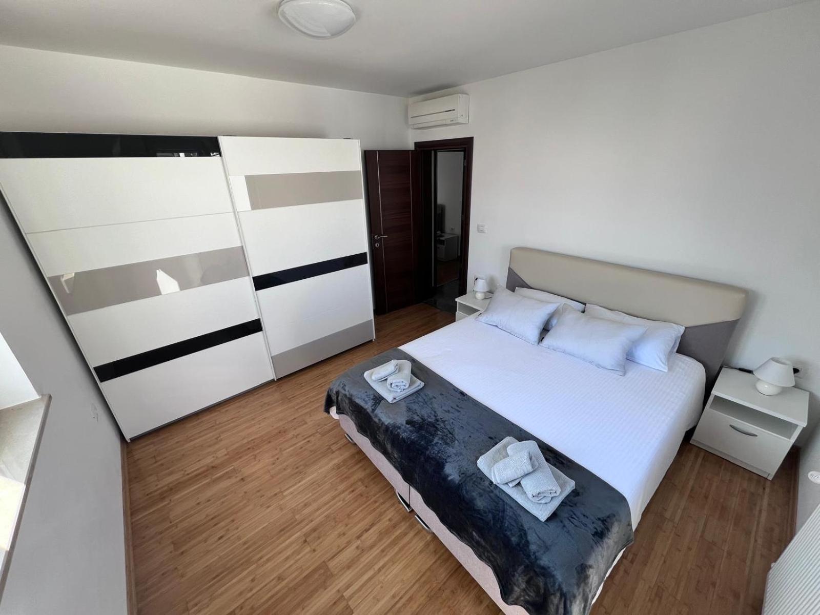 Seascape Deluxe Residence Pjescana Uvala Luaran gambar