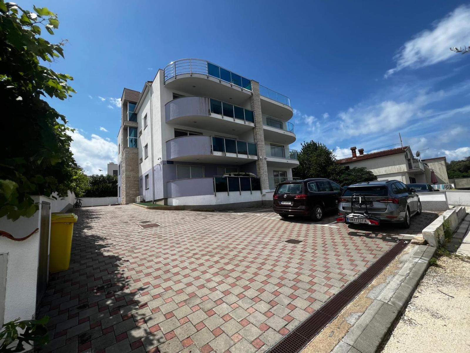 Seascape Deluxe Residence Pjescana Uvala Luaran gambar